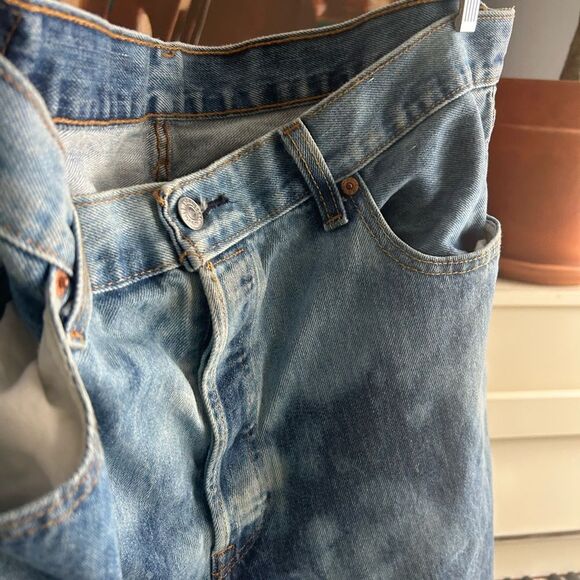 Levi's 501 Button Fly Men's Light Blue Upcycled Straight Jeans Size W36 L30 - Picture 13 of 16